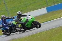 Motorcycle-action-photographs;donington;donington-park-leicestershire;donington-photographs;event-digital-images;eventdigitalimages;no-limits-trackday;peter-wileman-photography;trackday;trackday-digital-images;trackday-photos