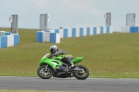 Motorcycle-action-photographs;donington;donington-park-leicestershire;donington-photographs;event-digital-images;eventdigitalimages;no-limits-trackday;peter-wileman-photography;trackday;trackday-digital-images;trackday-photos