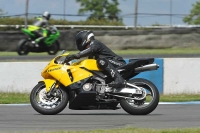 Motorcycle-action-photographs;donington;donington-park-leicestershire;donington-photographs;event-digital-images;eventdigitalimages;no-limits-trackday;peter-wileman-photography;trackday;trackday-digital-images;trackday-photos