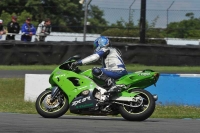 Motorcycle-action-photographs;donington;donington-park-leicestershire;donington-photographs;event-digital-images;eventdigitalimages;no-limits-trackday;peter-wileman-photography;trackday;trackday-digital-images;trackday-photos