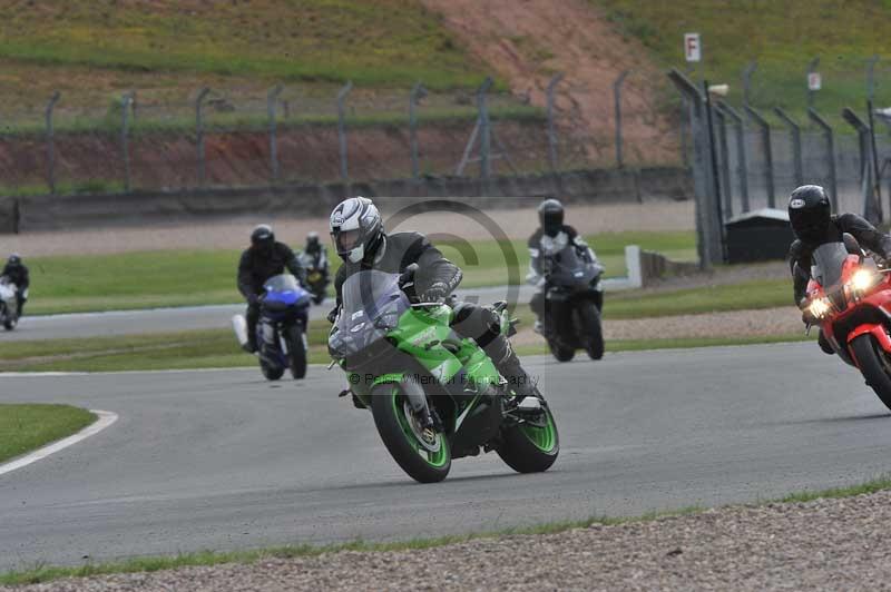 Motorcycle action photographs;donington;donington park leicestershire;donington photographs;event digital images;eventdigitalimages;no limits trackday;peter wileman photography;trackday;trackday digital images;trackday photos