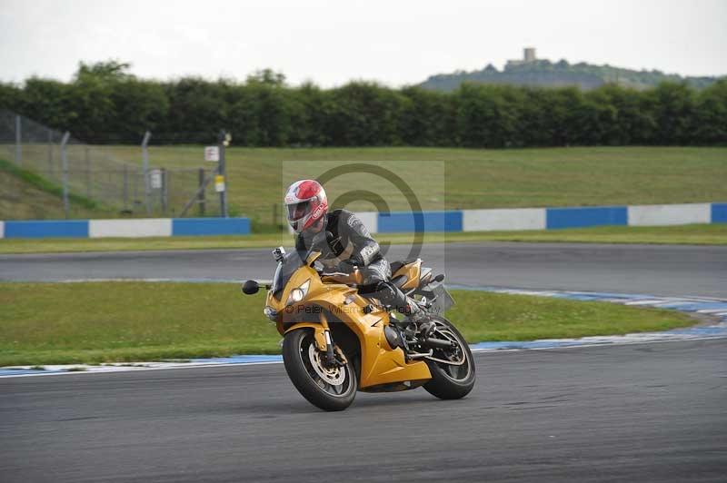 Motorcycle action photographs;donington;donington park leicestershire;donington photographs;event digital images;eventdigitalimages;no limits trackday;peter wileman photography;trackday;trackday digital images;trackday photos