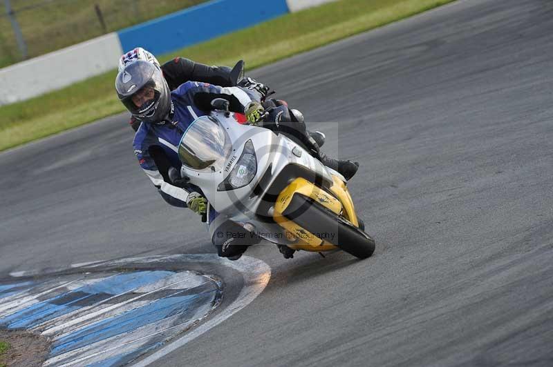 Motorcycle action photographs;donington;donington park leicestershire;donington photographs;event digital images;eventdigitalimages;no limits trackday;peter wileman photography;trackday;trackday digital images;trackday photos
