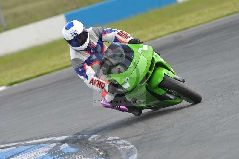 Motorcycle action photographs;donington;donington park leicestershire;donington photographs;event digital images;eventdigitalimages;no limits trackday;peter wileman photography;trackday;trackday digital images;trackday photos