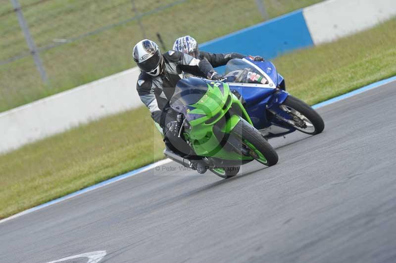 Motorcycle action photographs;donington;donington park leicestershire;donington photographs;event digital images;eventdigitalimages;no limits trackday;peter wileman photography;trackday;trackday digital images;trackday photos
