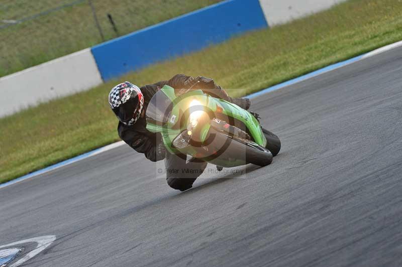 Motorcycle action photographs;donington;donington park leicestershire;donington photographs;event digital images;eventdigitalimages;no limits trackday;peter wileman photography;trackday;trackday digital images;trackday photos