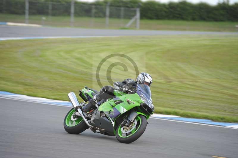 Motorcycle action photographs;donington;donington park leicestershire;donington photographs;event digital images;eventdigitalimages;no limits trackday;peter wileman photography;trackday;trackday digital images;trackday photos