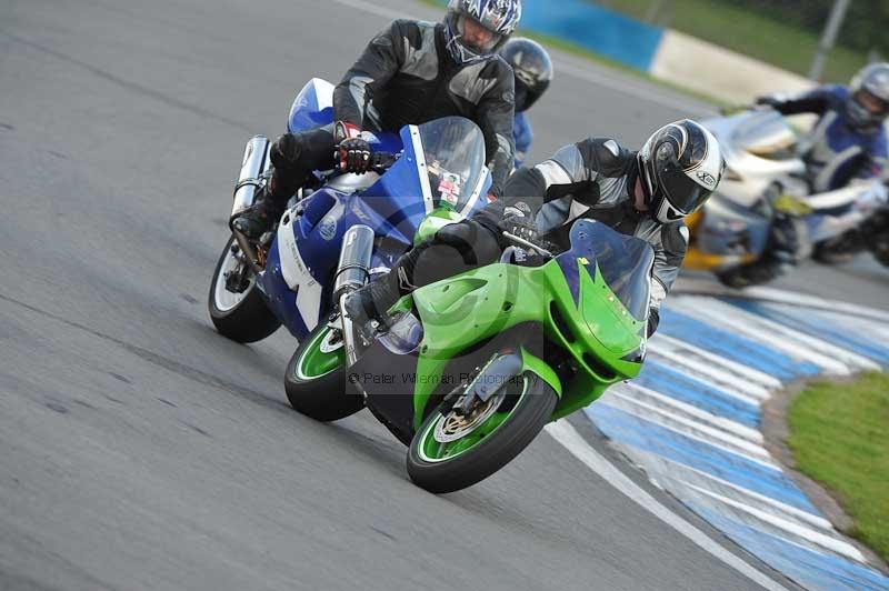 Motorcycle action photographs;donington;donington park leicestershire;donington photographs;event digital images;eventdigitalimages;no limits trackday;peter wileman photography;trackday;trackday digital images;trackday photos