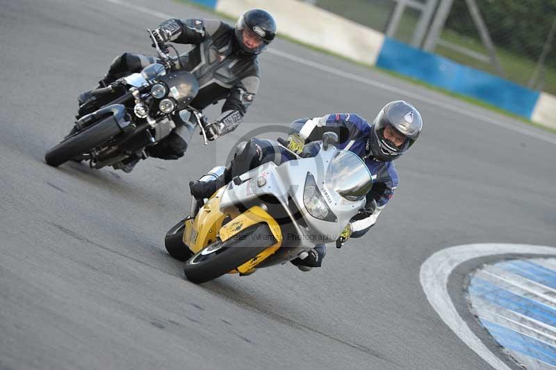 Motorcycle action photographs;donington;donington park leicestershire;donington photographs;event digital images;eventdigitalimages;no limits trackday;peter wileman photography;trackday;trackday digital images;trackday photos