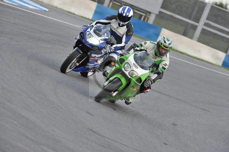 Motorcycle action photographs;donington;donington park leicestershire;donington photographs;event digital images;eventdigitalimages;no limits trackday;peter wileman photography;trackday;trackday digital images;trackday photos