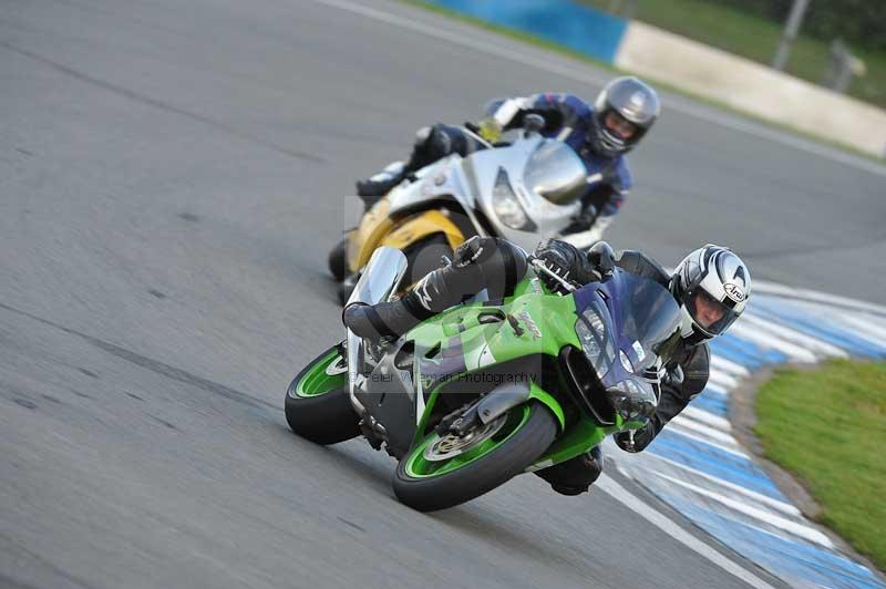 Motorcycle action photographs;donington;donington park leicestershire;donington photographs;event digital images;eventdigitalimages;no limits trackday;peter wileman photography;trackday;trackday digital images;trackday photos