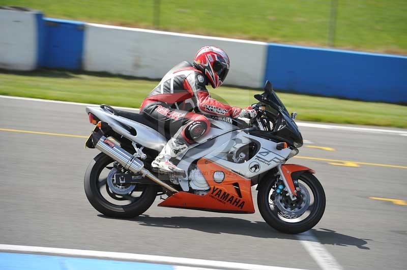 Motorcycle action photographs;donington;donington park leicestershire;donington photographs;event digital images;eventdigitalimages;no limits trackday;peter wileman photography;trackday;trackday digital images;trackday photos