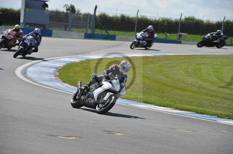 Motorcycle action photographs;donington;donington park leicestershire;donington photographs;event digital images;eventdigitalimages;no limits trackday;peter wileman photography;trackday;trackday digital images;trackday photos