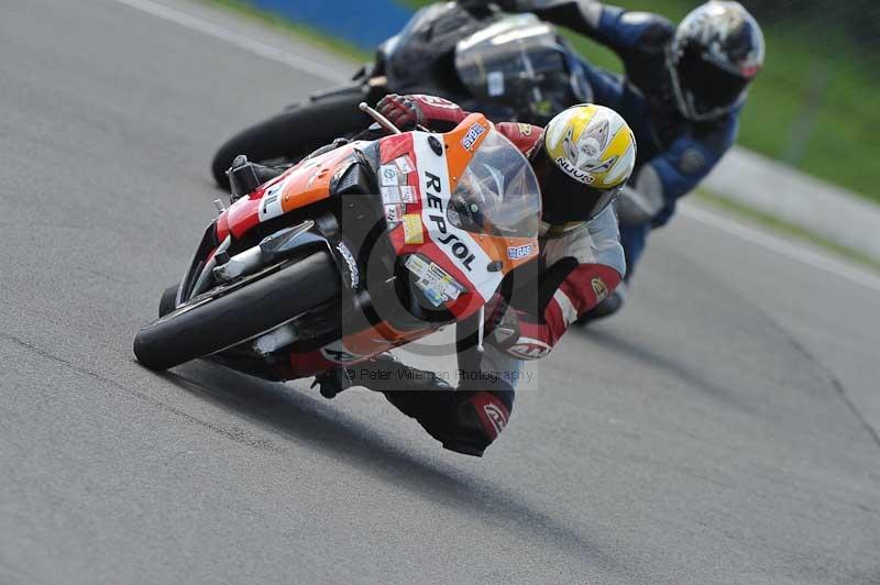 Motorcycle action photographs;donington;donington park leicestershire;donington photographs;event digital images;eventdigitalimages;no limits trackday;peter wileman photography;trackday;trackday digital images;trackday photos