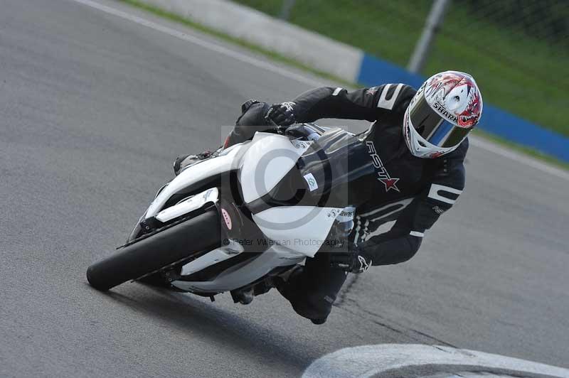 Motorcycle action photographs;donington;donington park leicestershire;donington photographs;event digital images;eventdigitalimages;no limits trackday;peter wileman photography;trackday;trackday digital images;trackday photos
