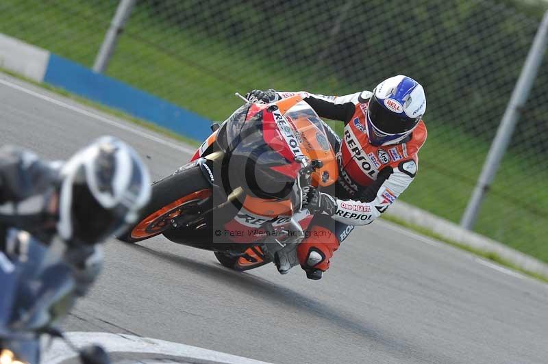 Motorcycle action photographs;donington;donington park leicestershire;donington photographs;event digital images;eventdigitalimages;no limits trackday;peter wileman photography;trackday;trackday digital images;trackday photos