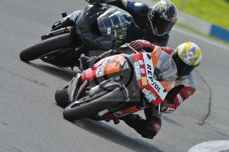 Motorcycle action photographs;donington;donington park leicestershire;donington photographs;event digital images;eventdigitalimages;no limits trackday;peter wileman photography;trackday;trackday digital images;trackday photos
