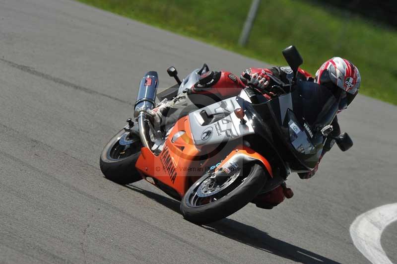 Motorcycle action photographs;donington;donington park leicestershire;donington photographs;event digital images;eventdigitalimages;no limits trackday;peter wileman photography;trackday;trackday digital images;trackday photos
