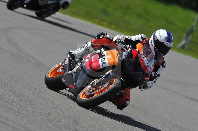Motorcycle action photographs;donington;donington park leicestershire;donington photographs;event digital images;eventdigitalimages;no limits trackday;peter wileman photography;trackday;trackday digital images;trackday photos