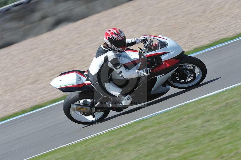 Motorcycle action photographs;donington;donington park leicestershire;donington photographs;event digital images;eventdigitalimages;no limits trackday;peter wileman photography;trackday;trackday digital images;trackday photos