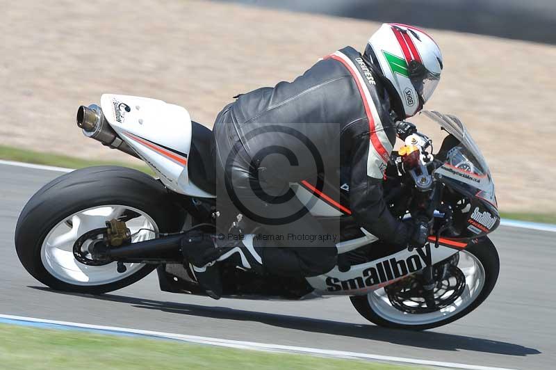 Motorcycle action photographs;donington;donington park leicestershire;donington photographs;event digital images;eventdigitalimages;no limits trackday;peter wileman photography;trackday;trackday digital images;trackday photos