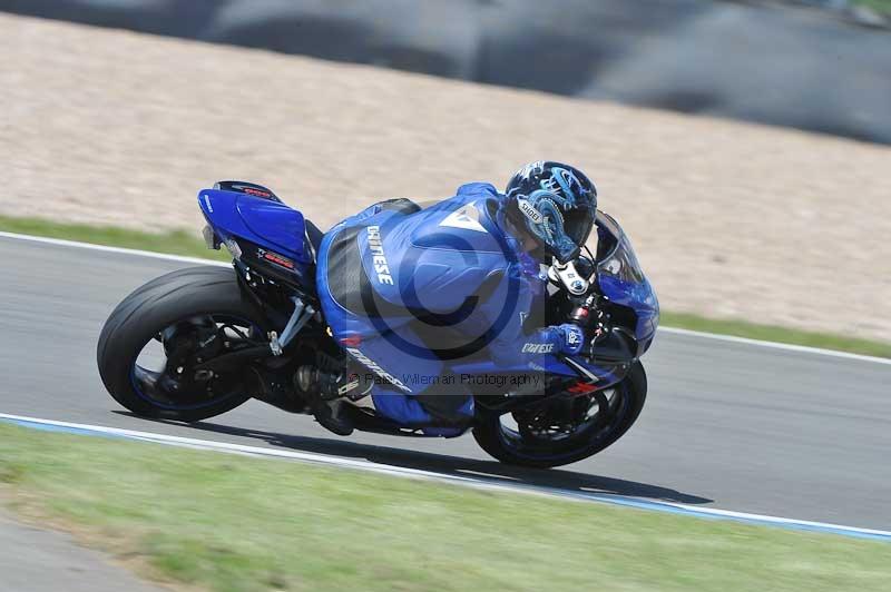 Motorcycle action photographs;donington;donington park leicestershire;donington photographs;event digital images;eventdigitalimages;no limits trackday;peter wileman photography;trackday;trackday digital images;trackday photos