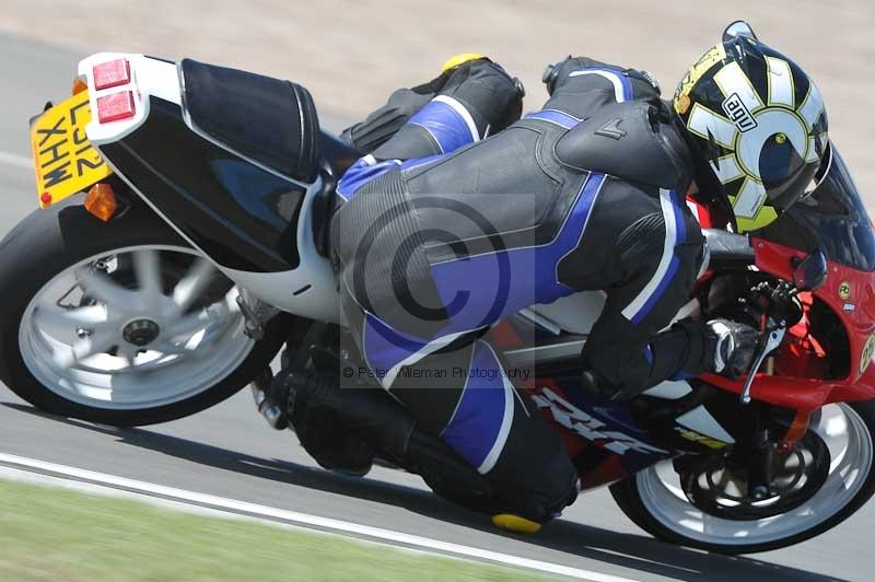 Motorcycle action photographs;donington;donington park leicestershire;donington photographs;event digital images;eventdigitalimages;no limits trackday;peter wileman photography;trackday;trackday digital images;trackday photos