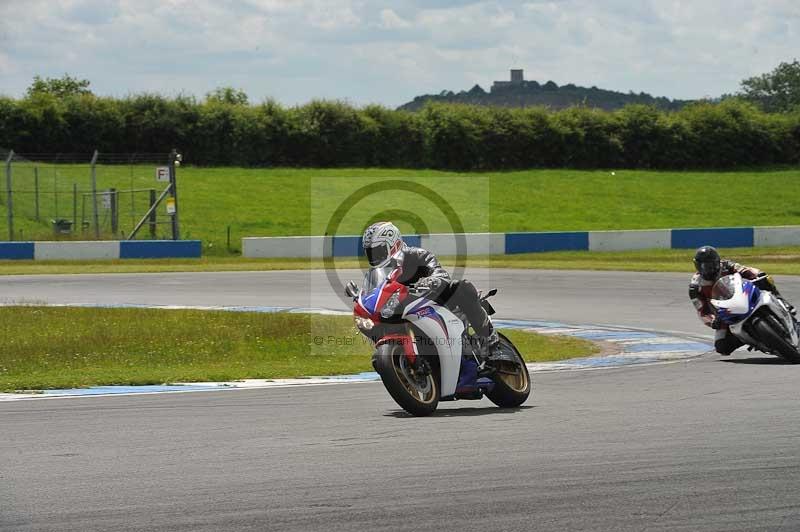 Motorcycle action photographs;donington;donington park leicestershire;donington photographs;event digital images;eventdigitalimages;no limits trackday;peter wileman photography;trackday;trackday digital images;trackday photos