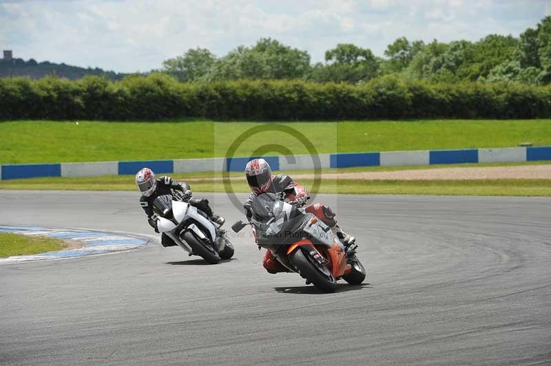 Motorcycle action photographs;donington;donington park leicestershire;donington photographs;event digital images;eventdigitalimages;no limits trackday;peter wileman photography;trackday;trackday digital images;trackday photos