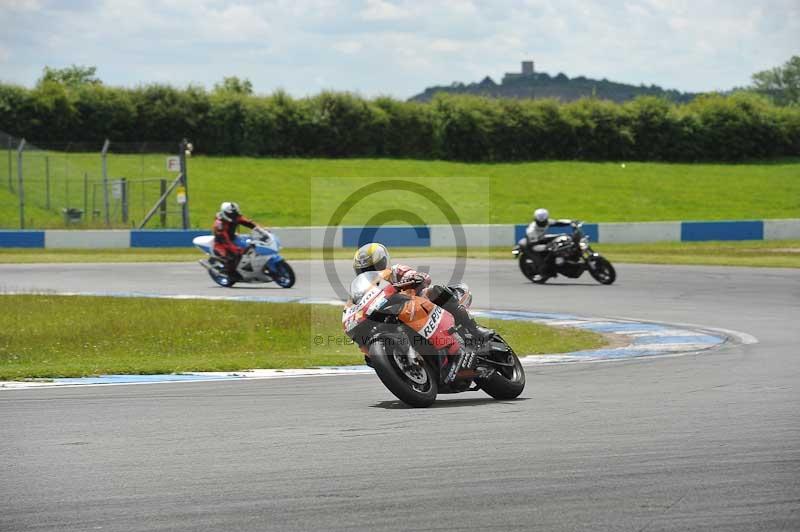 Motorcycle action photographs;donington;donington park leicestershire;donington photographs;event digital images;eventdigitalimages;no limits trackday;peter wileman photography;trackday;trackday digital images;trackday photos