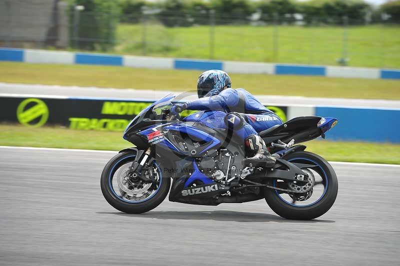Motorcycle action photographs;donington;donington park leicestershire;donington photographs;event digital images;eventdigitalimages;no limits trackday;peter wileman photography;trackday;trackday digital images;trackday photos