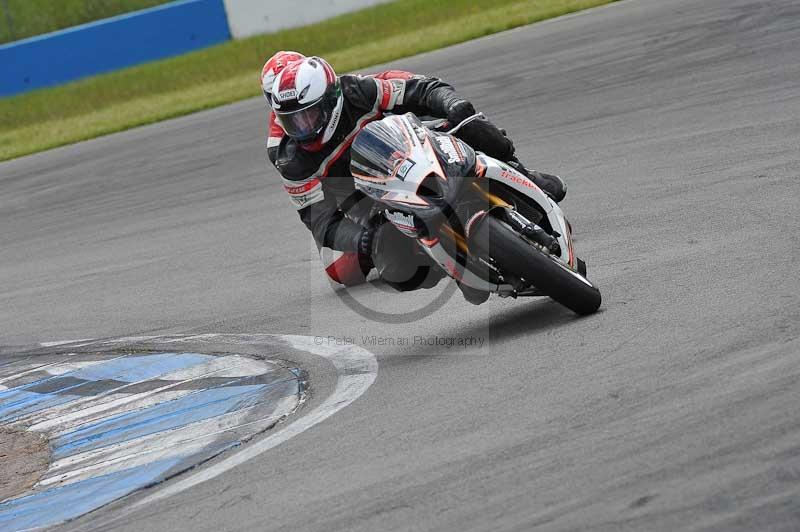 Motorcycle action photographs;donington;donington park leicestershire;donington photographs;event digital images;eventdigitalimages;no limits trackday;peter wileman photography;trackday;trackday digital images;trackday photos