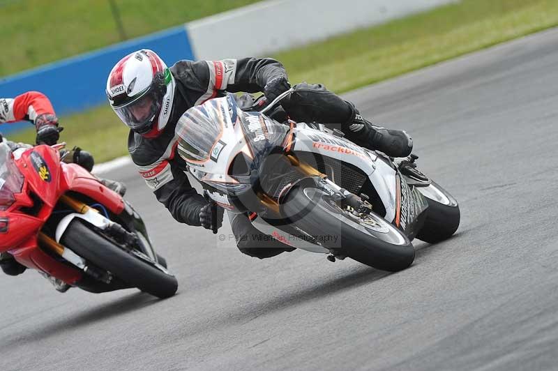 Motorcycle action photographs;donington;donington park leicestershire;donington photographs;event digital images;eventdigitalimages;no limits trackday;peter wileman photography;trackday;trackday digital images;trackday photos