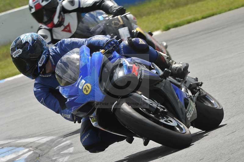 Motorcycle action photographs;donington;donington park leicestershire;donington photographs;event digital images;eventdigitalimages;no limits trackday;peter wileman photography;trackday;trackday digital images;trackday photos