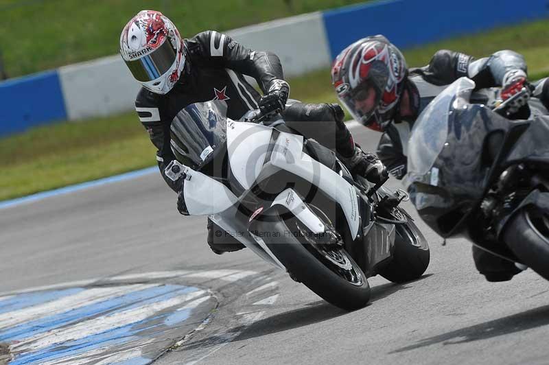 Motorcycle action photographs;donington;donington park leicestershire;donington photographs;event digital images;eventdigitalimages;no limits trackday;peter wileman photography;trackday;trackday digital images;trackday photos