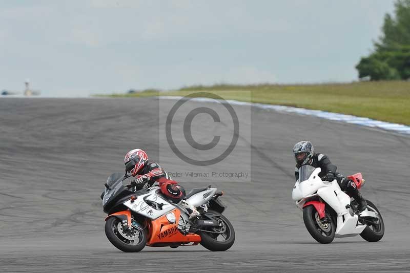 Motorcycle action photographs;donington;donington park leicestershire;donington photographs;event digital images;eventdigitalimages;no limits trackday;peter wileman photography;trackday;trackday digital images;trackday photos