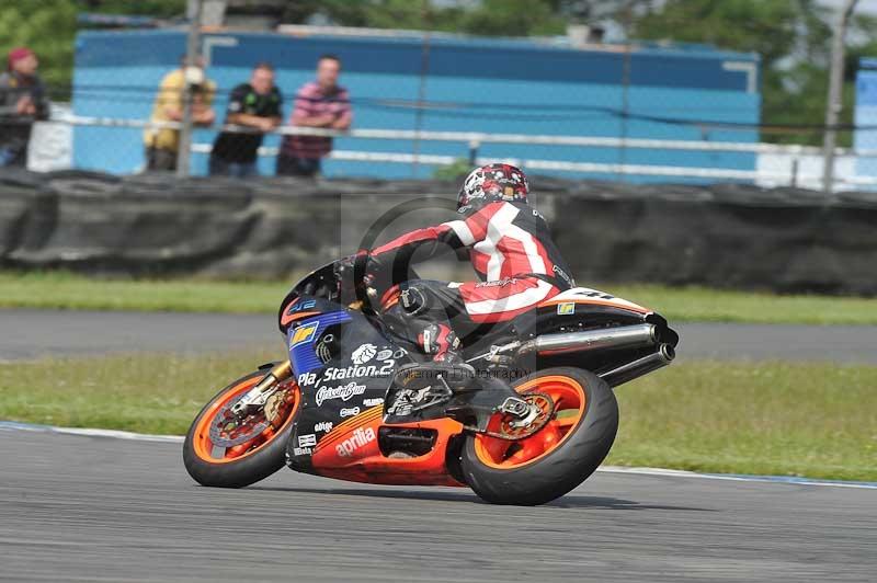 Motorcycle action photographs;donington;donington park leicestershire;donington photographs;event digital images;eventdigitalimages;no limits trackday;peter wileman photography;trackday;trackday digital images;trackday photos