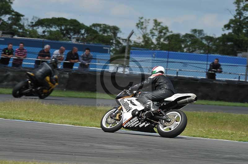 Motorcycle action photographs;donington;donington park leicestershire;donington photographs;event digital images;eventdigitalimages;no limits trackday;peter wileman photography;trackday;trackday digital images;trackday photos