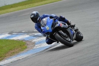 Motorcycle-action-photographs;donington;donington-park-leicestershire;donington-photographs;event-digital-images;eventdigitalimages;no-limits-trackday;peter-wileman-photography;trackday;trackday-digital-images;trackday-photos