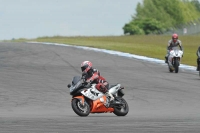Motorcycle-action-photographs;donington;donington-park-leicestershire;donington-photographs;event-digital-images;eventdigitalimages;no-limits-trackday;peter-wileman-photography;trackday;trackday-digital-images;trackday-photos