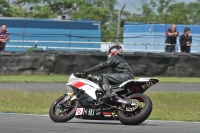 Motorcycle-action-photographs;donington;donington-park-leicestershire;donington-photographs;event-digital-images;eventdigitalimages;no-limits-trackday;peter-wileman-photography;trackday;trackday-digital-images;trackday-photos