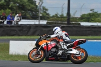 Motorcycle-action-photographs;donington;donington-park-leicestershire;donington-photographs;event-digital-images;eventdigitalimages;no-limits-trackday;peter-wileman-photography;trackday;trackday-digital-images;trackday-photos