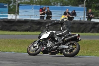 Motorcycle-action-photographs;donington;donington-park-leicestershire;donington-photographs;event-digital-images;eventdigitalimages;no-limits-trackday;peter-wileman-photography;trackday;trackday-digital-images;trackday-photos