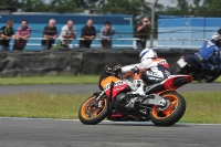 Motorcycle-action-photographs;donington;donington-park-leicestershire;donington-photographs;event-digital-images;eventdigitalimages;no-limits-trackday;peter-wileman-photography;trackday;trackday-digital-images;trackday-photos