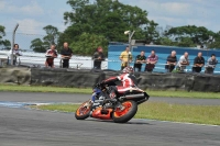 Motorcycle-action-photographs;donington;donington-park-leicestershire;donington-photographs;event-digital-images;eventdigitalimages;no-limits-trackday;peter-wileman-photography;trackday;trackday-digital-images;trackday-photos
