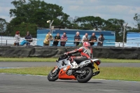 Motorcycle-action-photographs;donington;donington-park-leicestershire;donington-photographs;event-digital-images;eventdigitalimages;no-limits-trackday;peter-wileman-photography;trackday;trackday-digital-images;trackday-photos