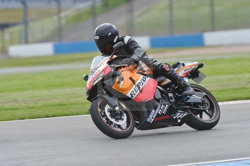 Motorcycle action photographs;donington;donington park leicestershire;donington photographs;event digital images;eventdigitalimages;no limits trackday;peter wileman photography;trackday;trackday digital images;trackday photos