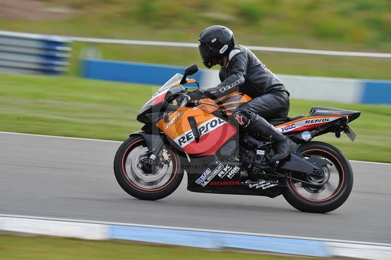 Motorcycle action photographs;donington;donington park leicestershire;donington photographs;event digital images;eventdigitalimages;no limits trackday;peter wileman photography;trackday;trackday digital images;trackday photos