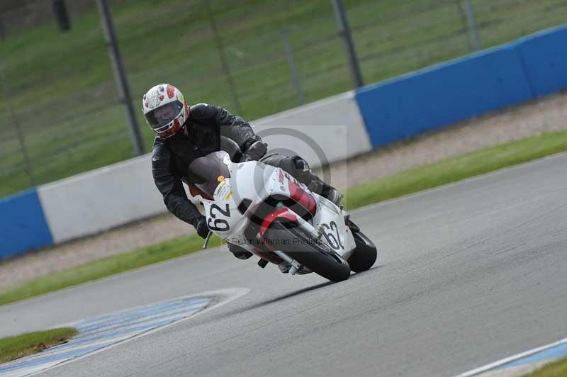 Motorcycle action photographs;donington;donington park leicestershire;donington photographs;event digital images;eventdigitalimages;no limits trackday;peter wileman photography;trackday;trackday digital images;trackday photos