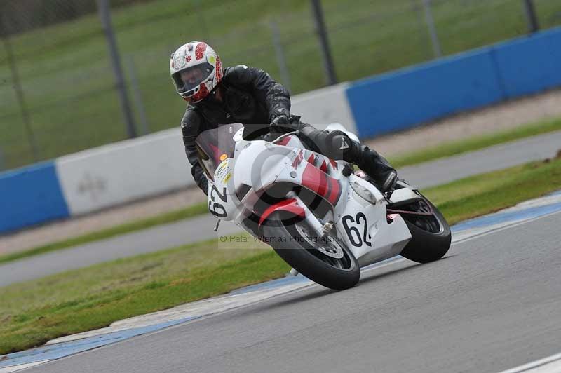 Motorcycle action photographs;donington;donington park leicestershire;donington photographs;event digital images;eventdigitalimages;no limits trackday;peter wileman photography;trackday;trackday digital images;trackday photos